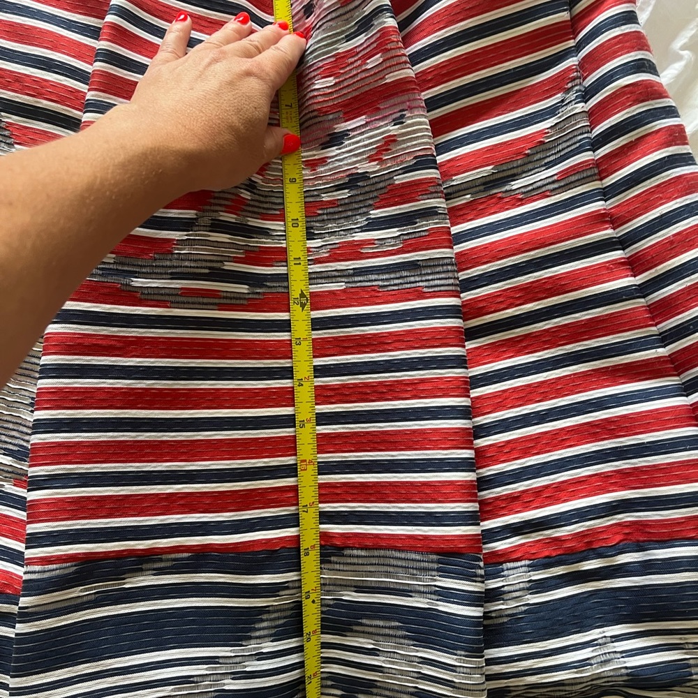 One of a kind Carolina Herrera dress - Picture 4 of 5